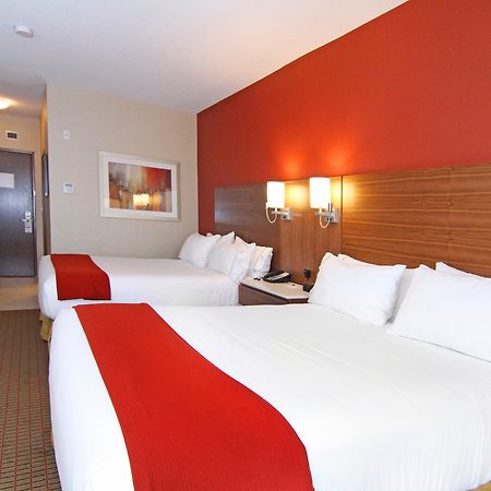 Holiday Inn Express And Suites Calgary University By Ihg Εξωτερικό φωτογραφία