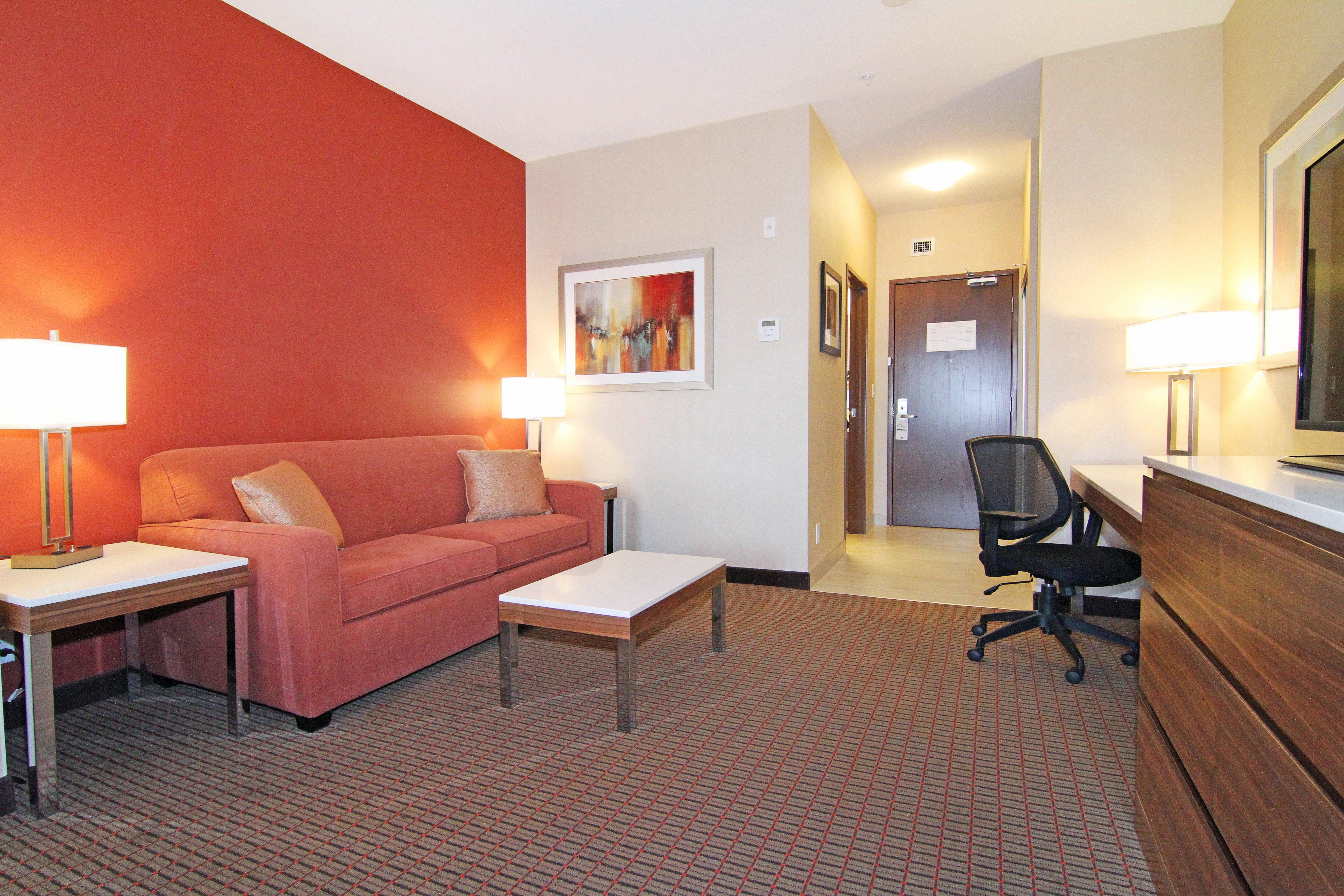 Holiday Inn Express And Suites Calgary University By Ihg Εξωτερικό φωτογραφία
