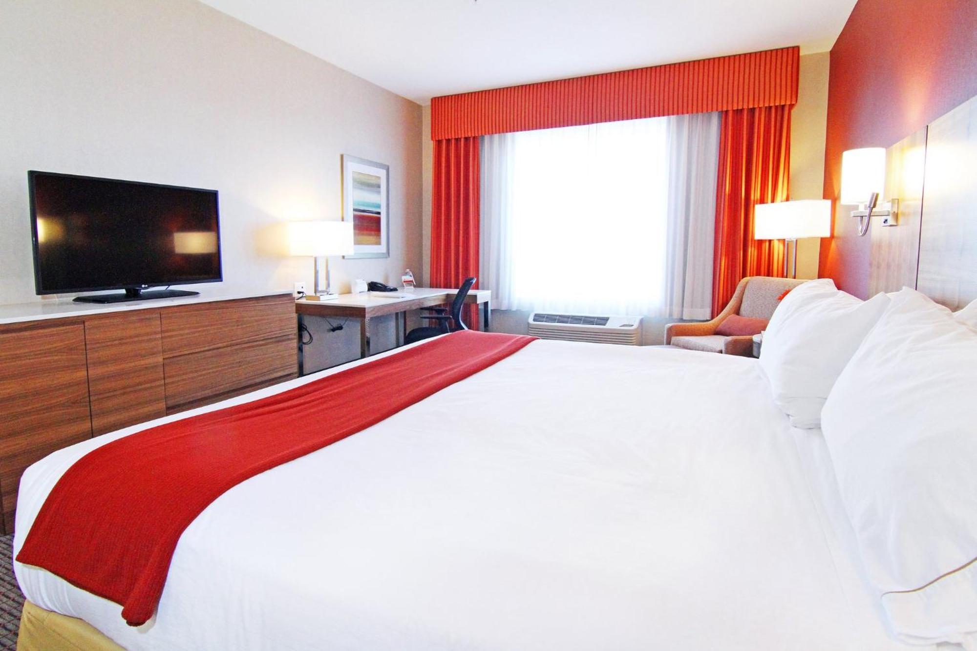 Holiday Inn Express And Suites Calgary University By Ihg Εξωτερικό φωτογραφία